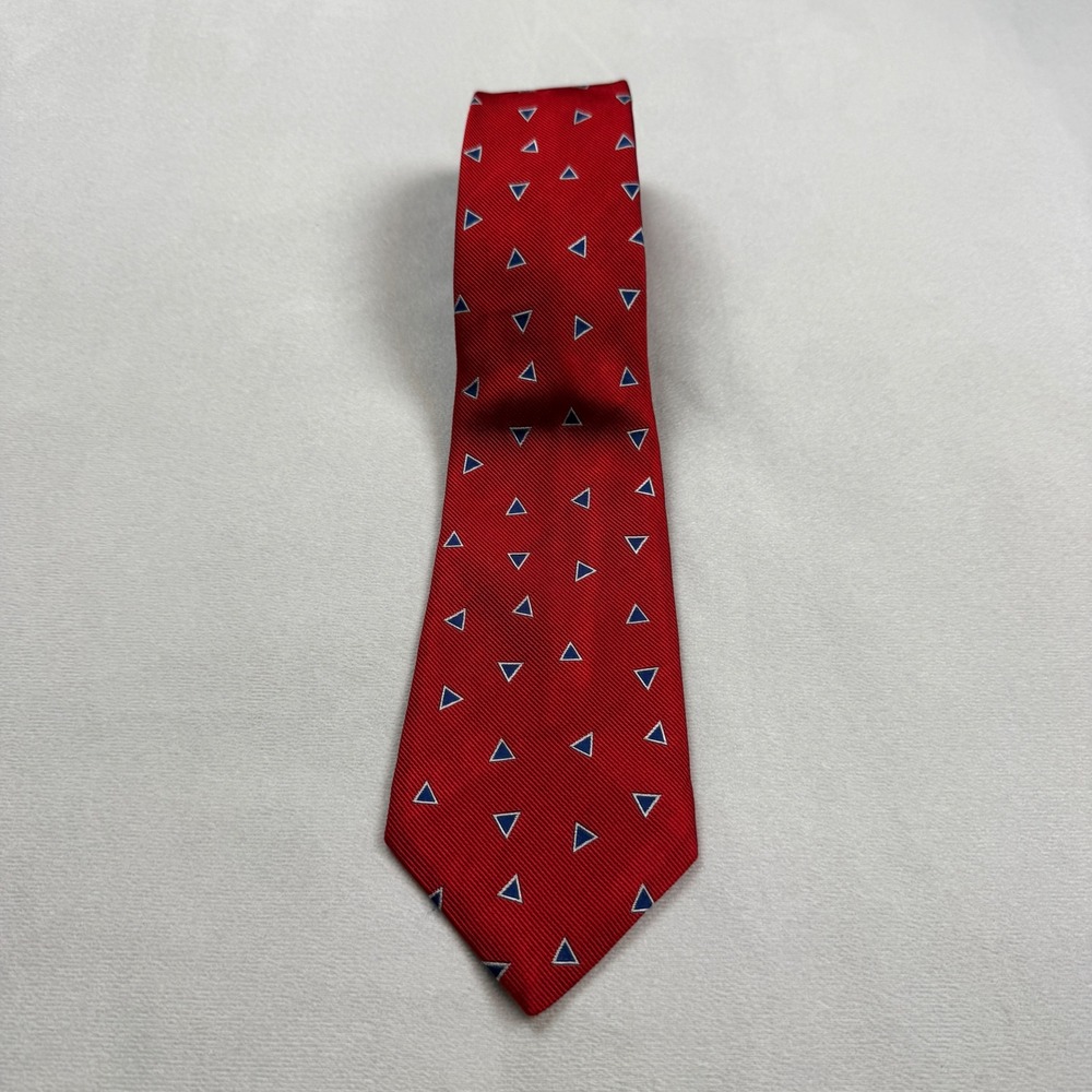 Turnbull & Asser Red Silk Tie Geometric Triangle Pattern Handmade Clergy Estate